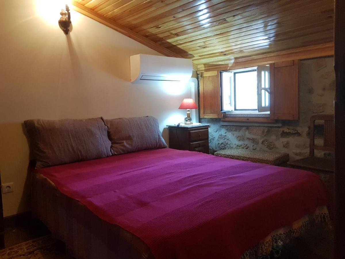 A Casinha Do Beco Otel Gouveia  Dış mekan fotoğraf